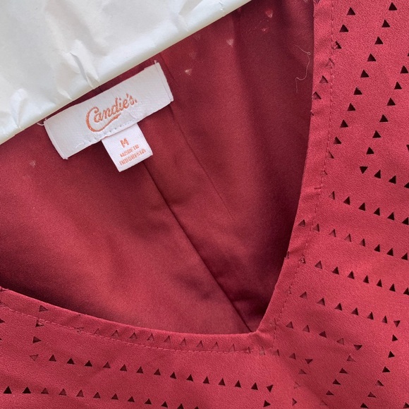 Ladies mini dress with open sleeves - Picture 3 of 3